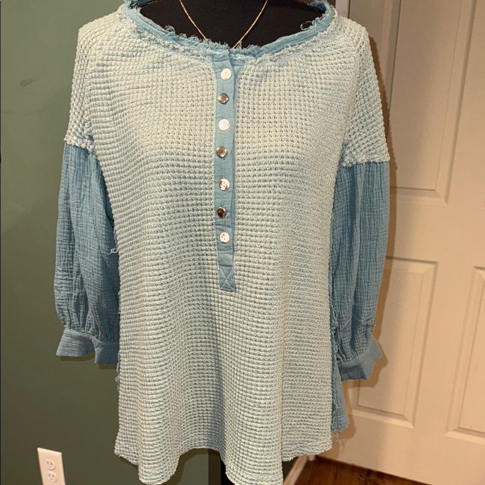 POL Women's Blue Waffle Knit Top